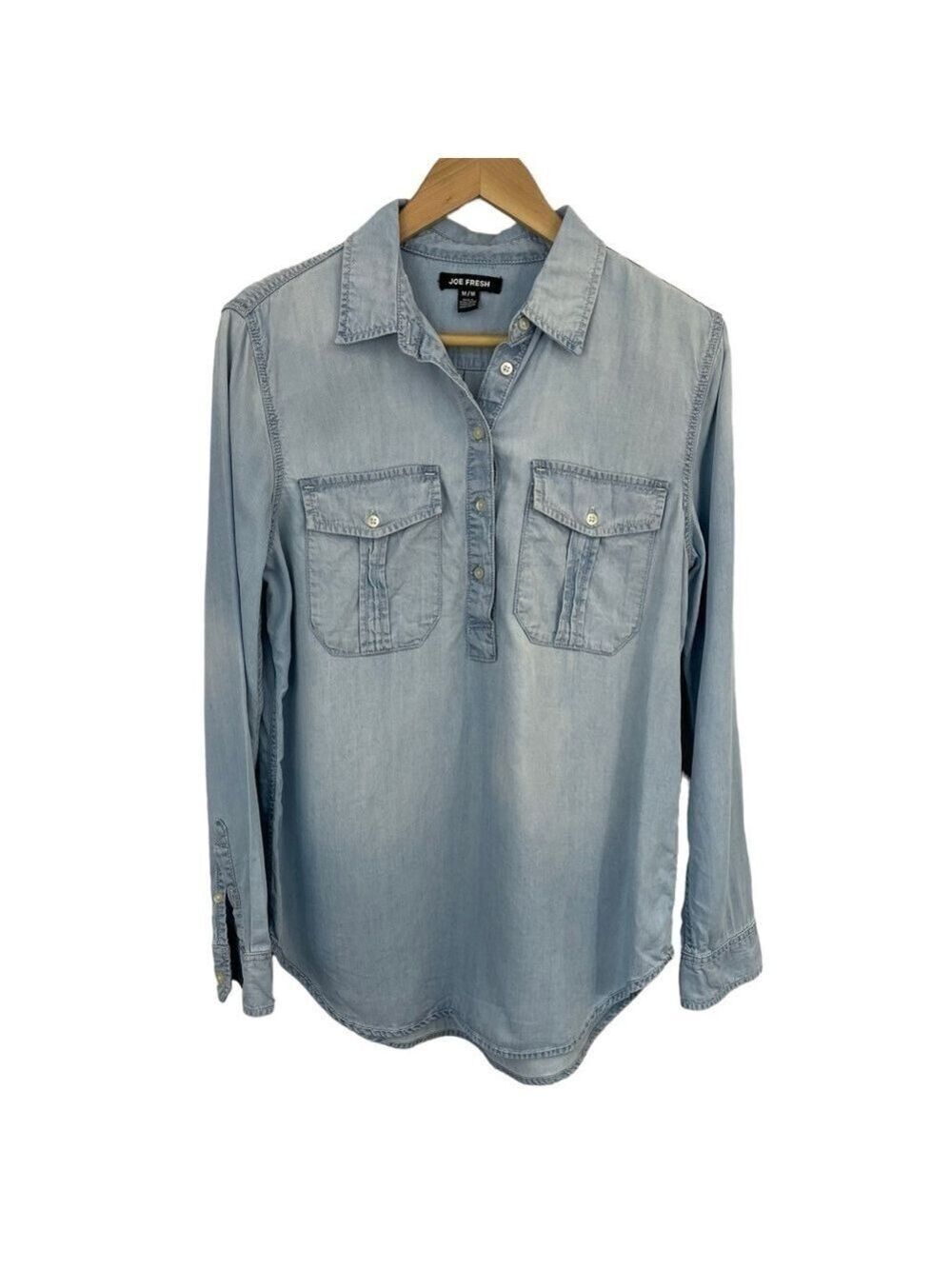 Joe Fresh Chambray Popover Top Womens M Light Blue Lyocell Casual Classic EUC